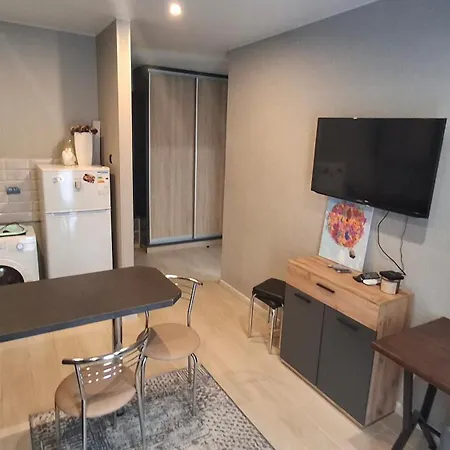 у сонячному закарпатті Apartament Polyana (Transcarpathia)